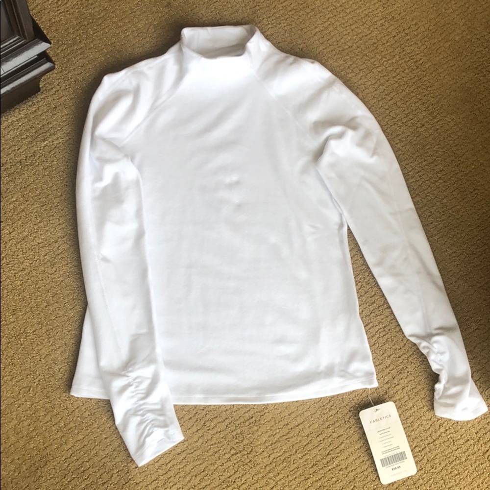 Ruched long sleeve layering top